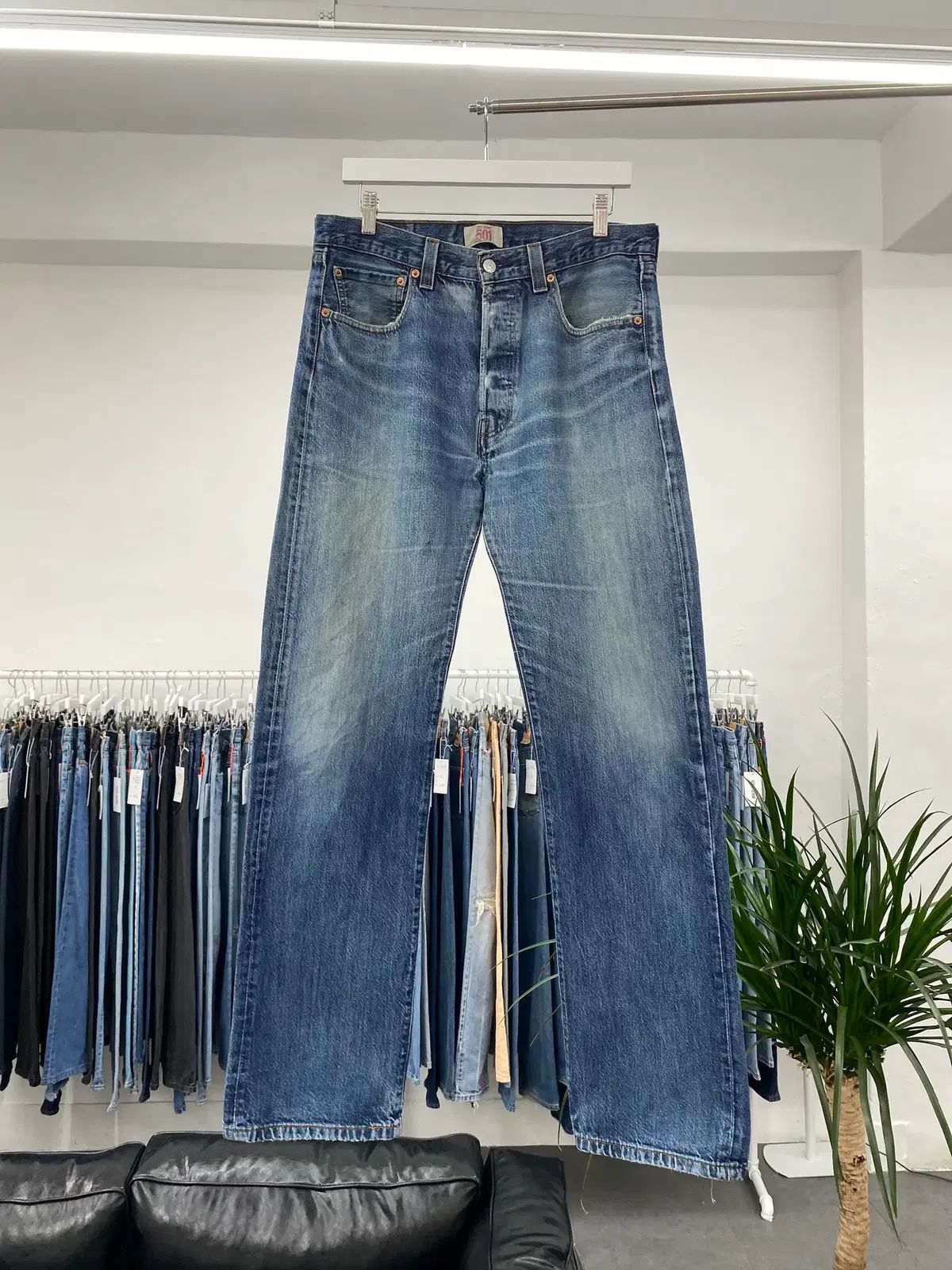 Levis501 ストレートフィット 00s 32サイズ a5072