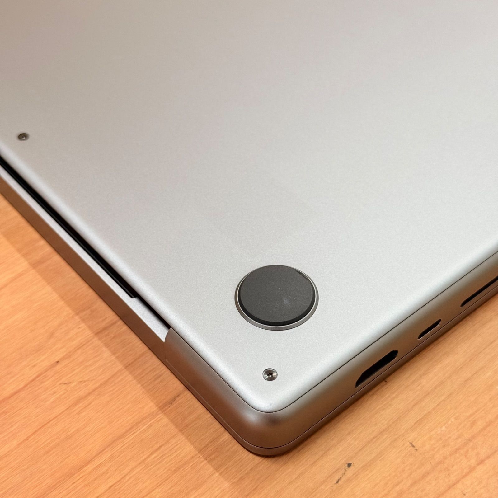 MacBook Pro 16