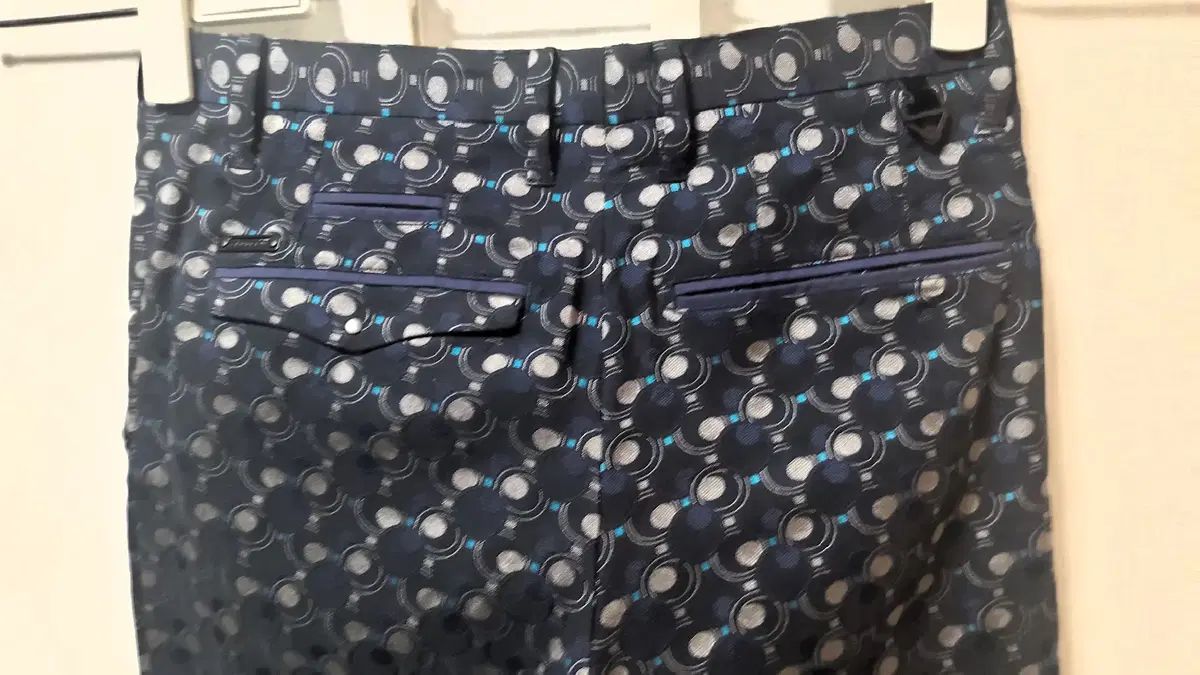 SAINT LUIS/夏ストレッチ パンツ/きれい/正規品/メンズ 30インチ