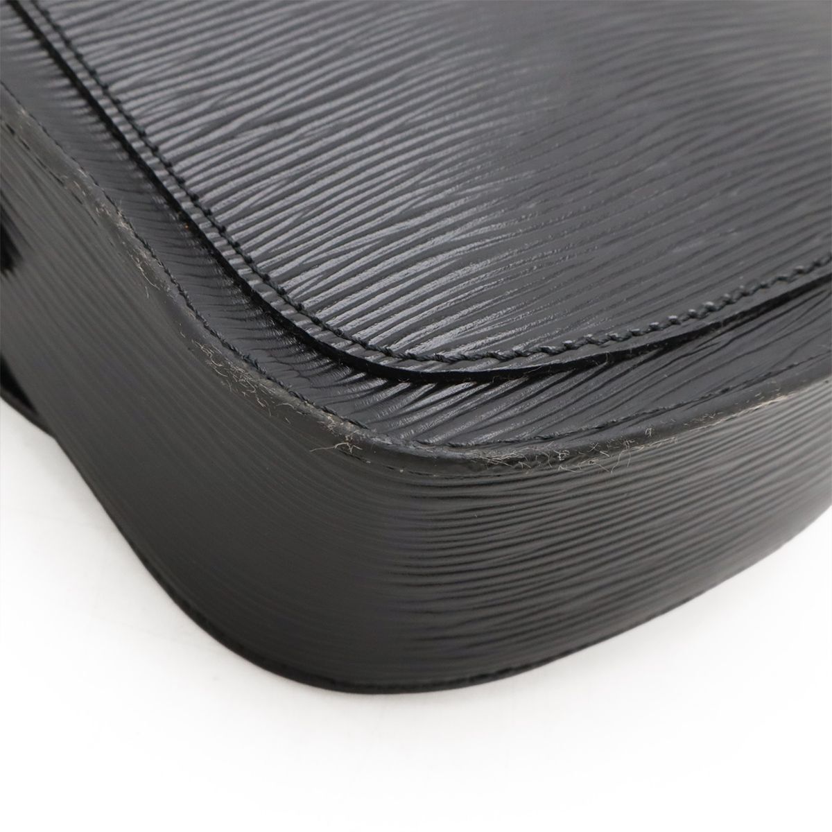 LOUIS VUITTON ルイ ヴィトン エピ ミニサンクルー ショルダーバッグ 