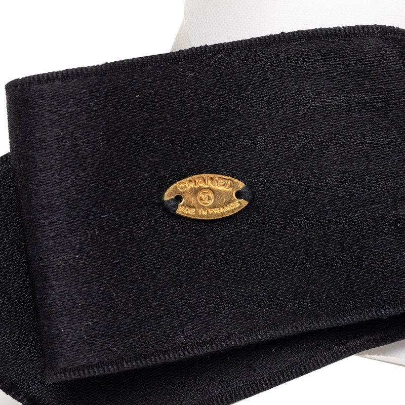 シャネル カメリア リボン マメ ブローチ ホワイト ブラック ファブリック レディース CHANEL【240-68334】 シャネル カメリア リボン マメ ブローチ ホワイト ブラック ファブリック レディース CHANEL【240-68334】