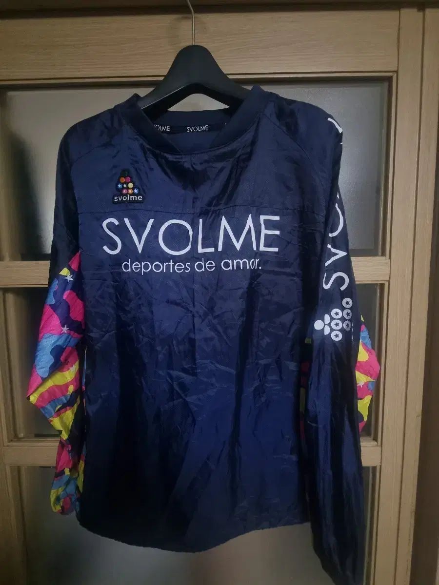 svolme ウィンドブレーカー 長袖Tシャツs