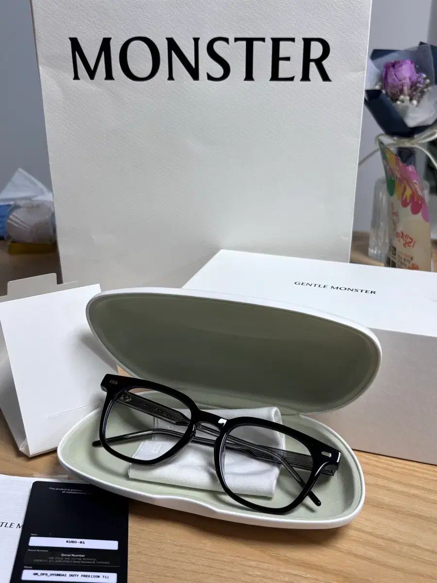 GENTLE MONSTER(ジェントルモンスター) クボ 01