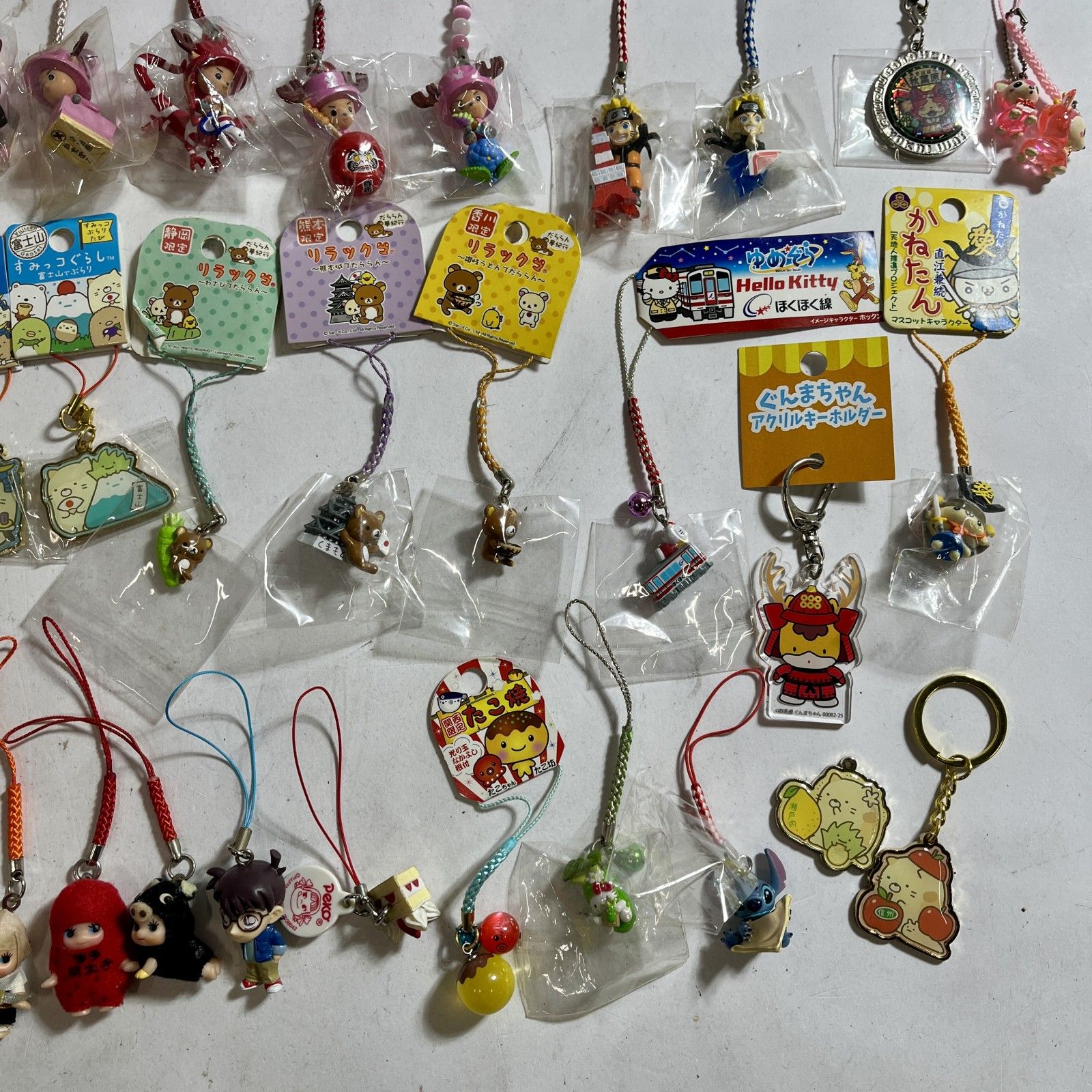 ご当地限定チャーム　55個まとめ売り ☆ ご当地ストラップ チャーム 根付け 60点越 まとめ商品 ワンピース
