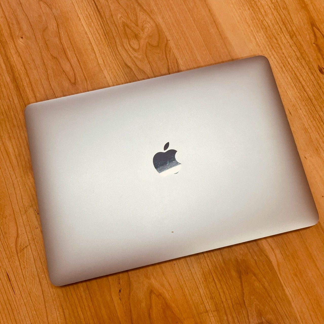 【動作確認済み】 MacBook air 13インチ 2020 アップル Apple M1 16GB 256GB 動画編集可能 カメラ内蔵 ノートPC ノートパソコン SSD搭載 macOSインストール済み 【4220】 【動作確認済み】 MacBook air 13インチ 2020 アップル Apple M1 16GB 256GB 動画編集可能 カメラ内蔵 ノートPC ノートパソコン SSD搭載 macOSインストール済み 【4220】