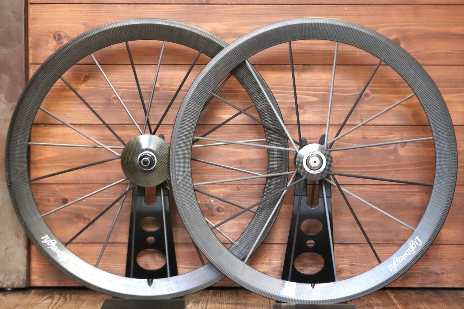 ライトウェイト Lightweight マイレンシュタイン MEILENSTEIN カーボン