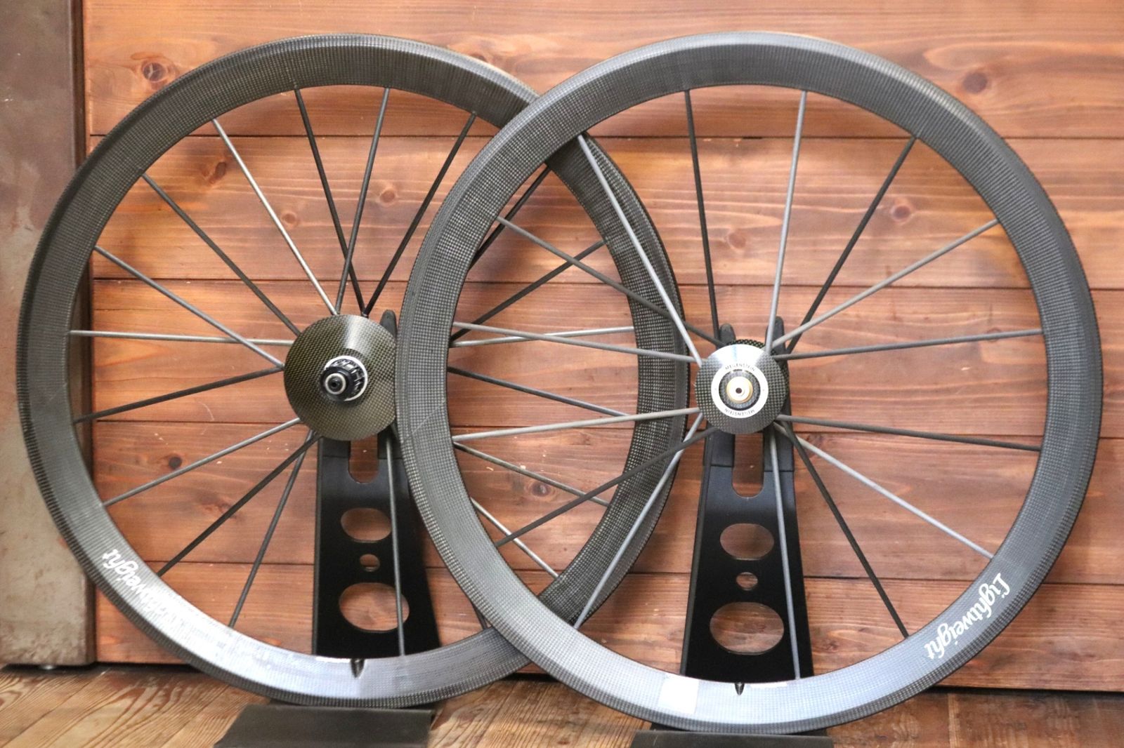 ライトウェイト Lightweight マイレンシュタイン MEILENSTEIN カーボン