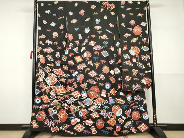 平和屋着物●豪華振袖 友禅 駒刺繍 吉祥宝尽くし 黒地 金彩 正絹 逸品 AABI2609cs