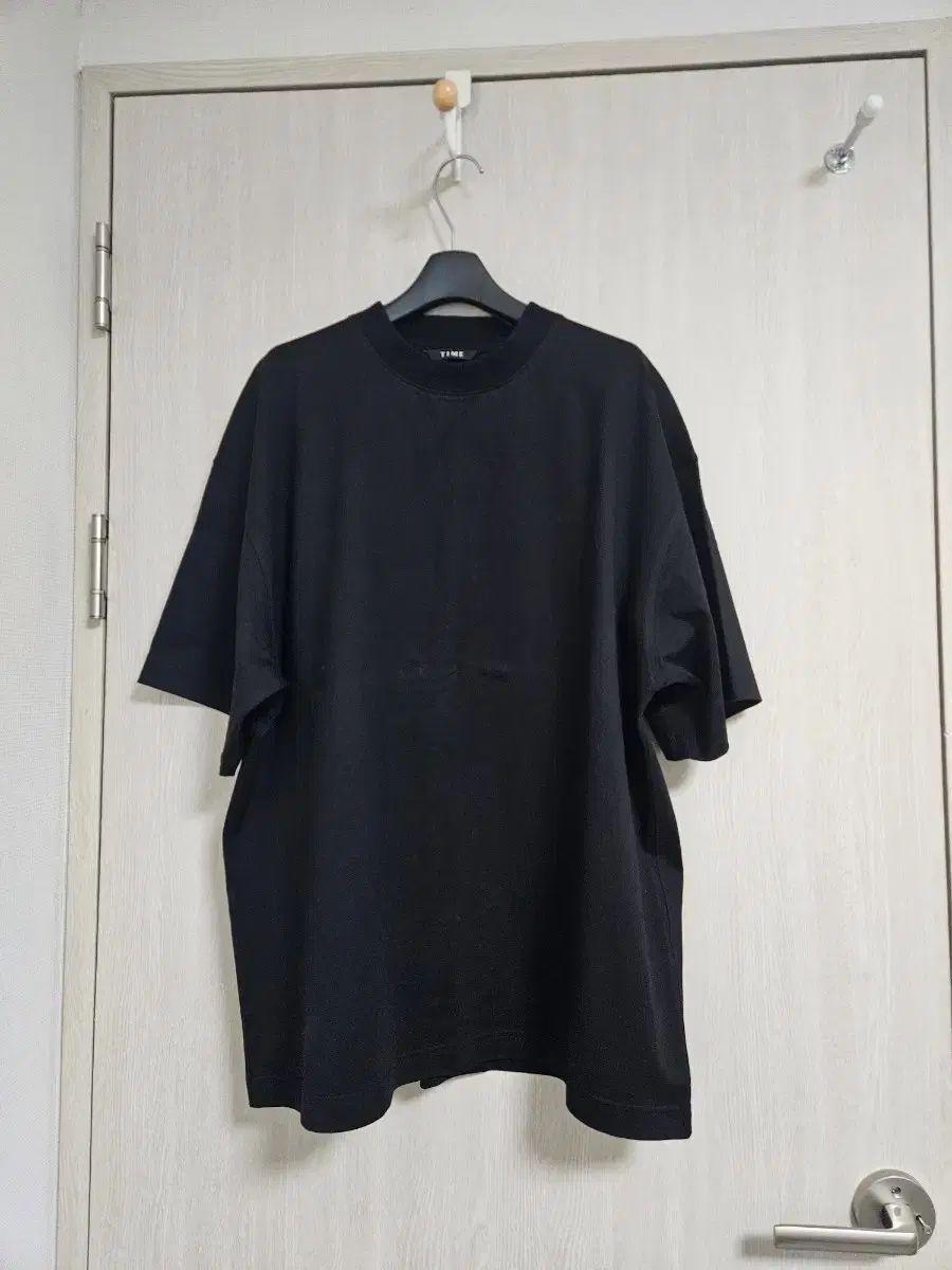 (24年製造) The HANDSOME TIME ブラック 半袖 Tシャツ 105