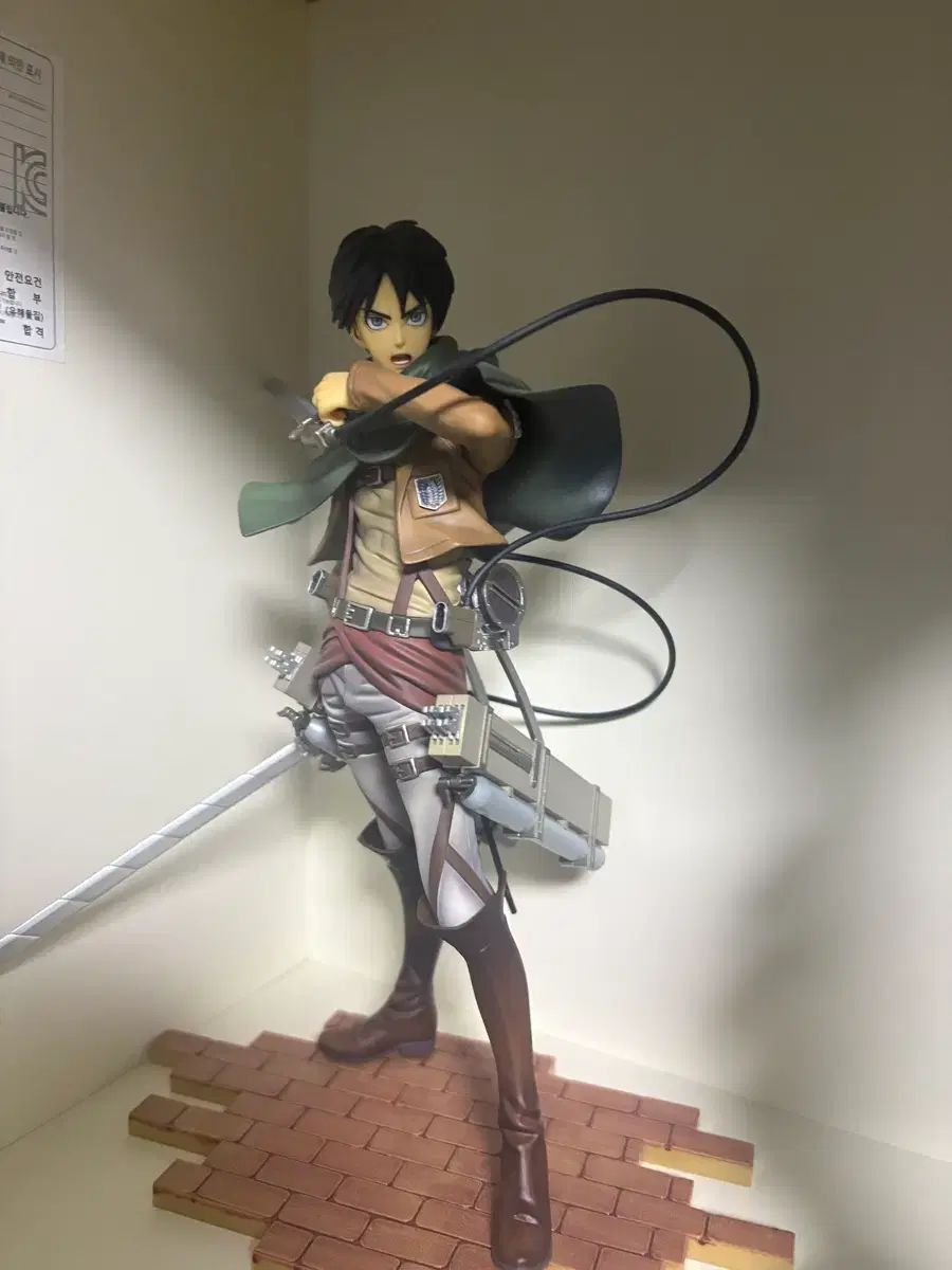 進撃の巨人 エレン センチネル フィギュア 出品