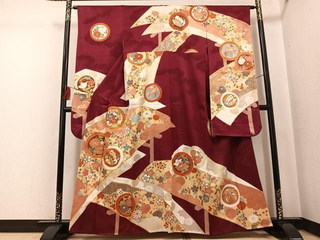 平和屋着物●豪華振袖　駒刺繍　花蝶丸文　金彩　正絹　逸品　AABI0589ph