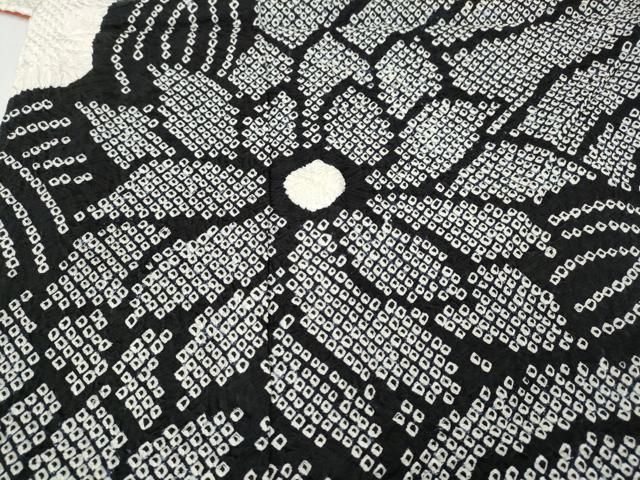 平和屋着物●豪華振袖　手描き　花丸文　暈し染め　正絹　逸品　AABH7040ck 平和屋着物○豪華振袖 総絞り 駒刺繍 草花丸文 黒地 金彩 正絹 逸品