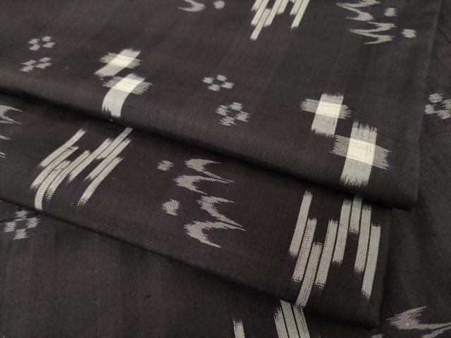 平和屋着物●本場琉球絣 紬 飛鳥文 正絹 逸品 AABH7005ck