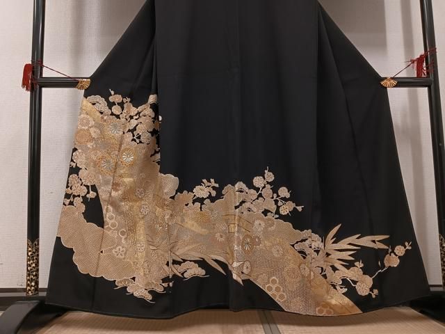 平和屋着物○豪華黒留袖 中国三大刺繍 汕頭刺繍 スワトウ刺繍 草花文