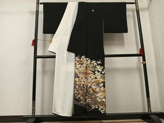 平和屋着物○女優・後藤久美子ブランド 黒留袖 駒刺繍 向かい鶴扇面