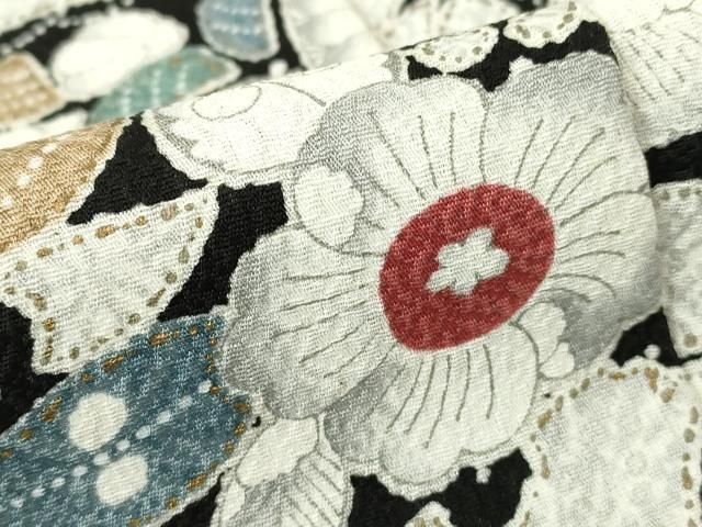 平和屋着物●訪問着　刺繍　色紙重ね花文　黒地　金彩　正絹　逸品　AABG2826ph 平和屋着物○訪問着 辻が花 黒地 金彩 正絹 逸品 DABE4019az - メルカリ