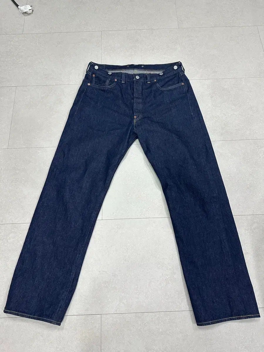 LVC33501 リジット 36*34