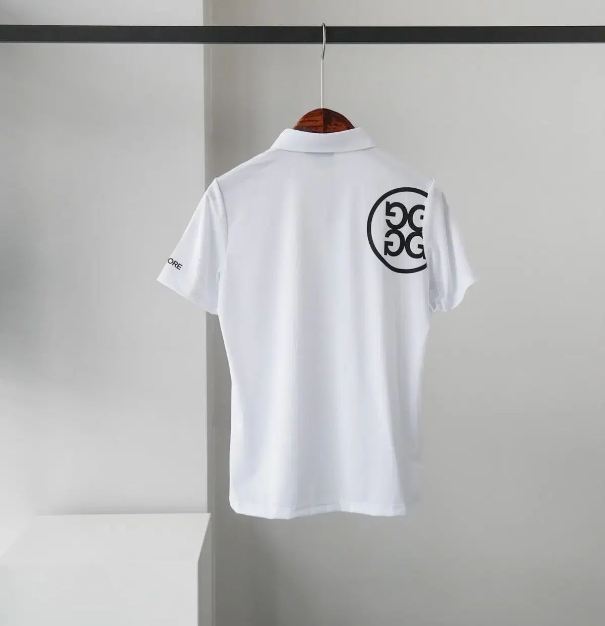 G FORE（ジーフォア） 機能性 ビックロゴ レディース カラ Tシャツ