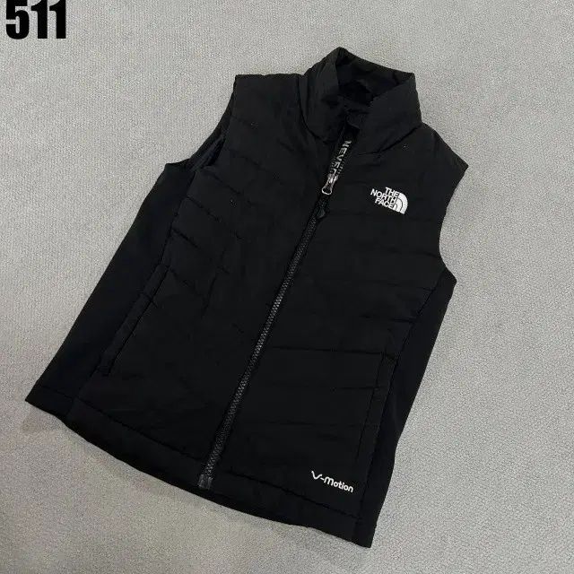 THE NORTH FACE ザノースフェイス V-Motion ブラック ダウン ベスト