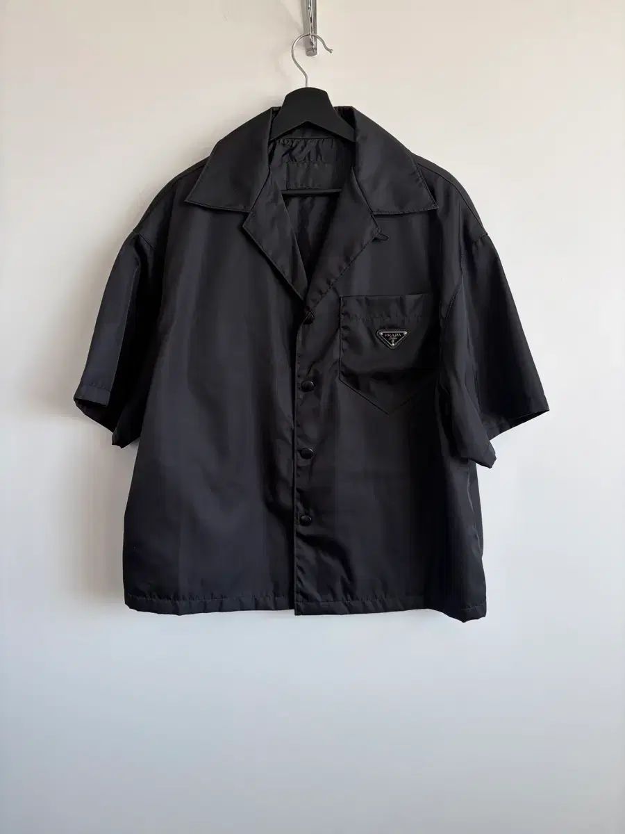 PRADA リーナイロン ブラック 半袖 シャツ S