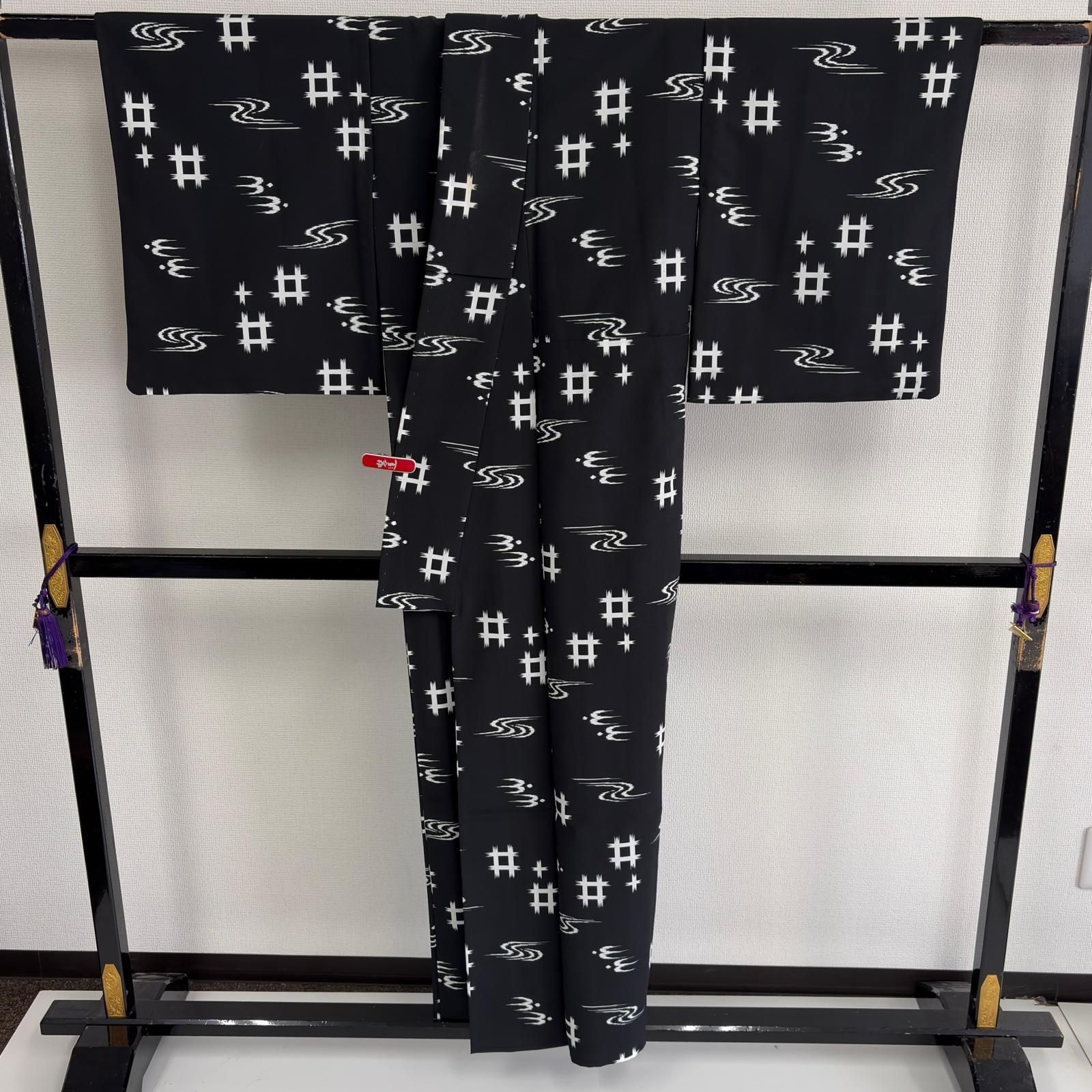 単衣 小紋 化繊 洗える着物 黒地 粋な染め MK-7684 - メルカリ