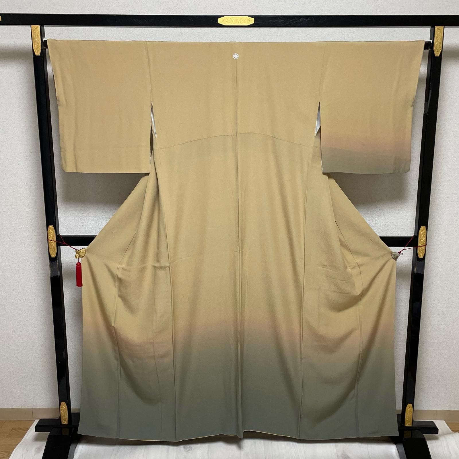 付下げ ちりめん 裄66.5 上品な暈し染 着物 正絹 一つ紋 X-1695