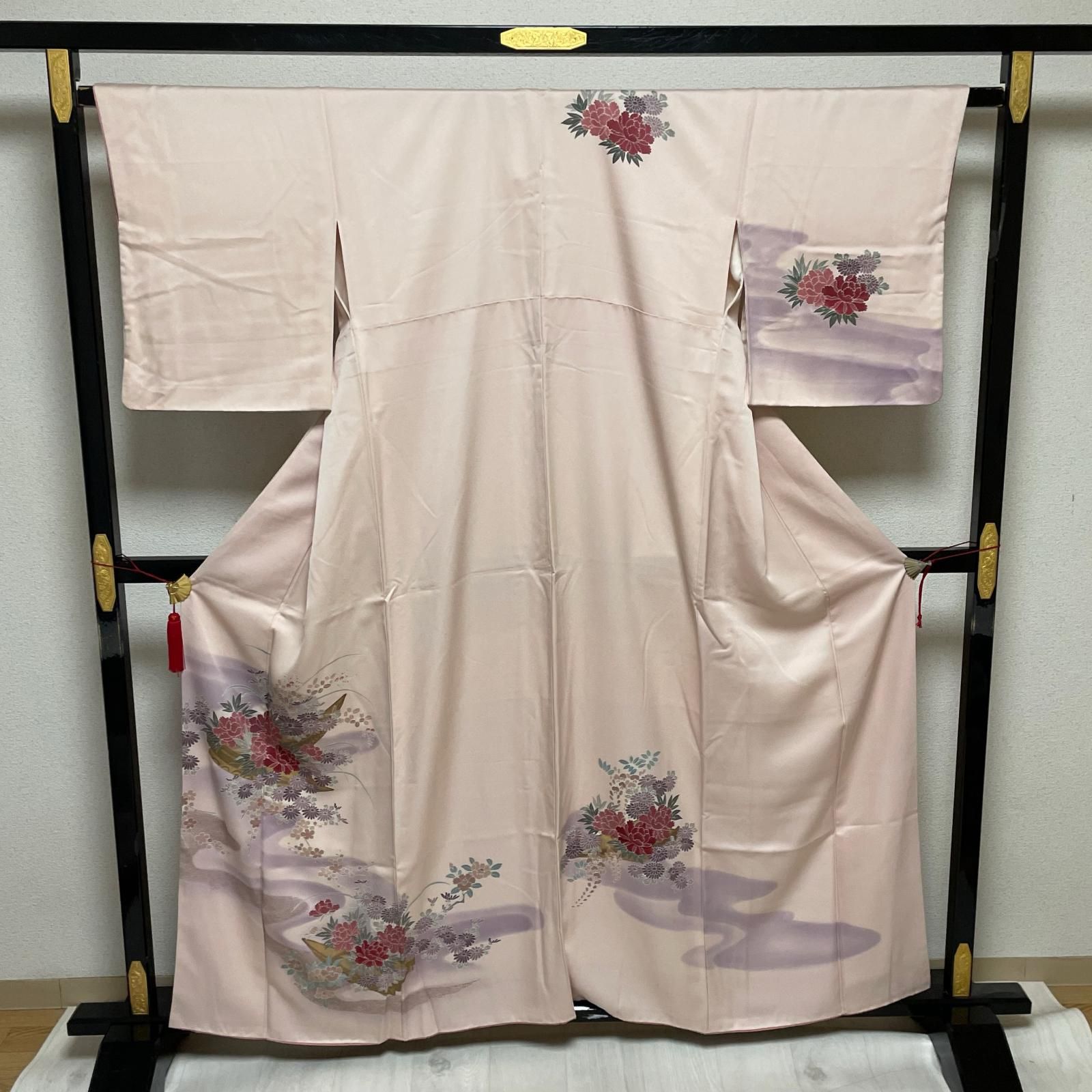 付下げ 流水に花模様 美しい染め 着物 正絹 X-1698 - メルカリ