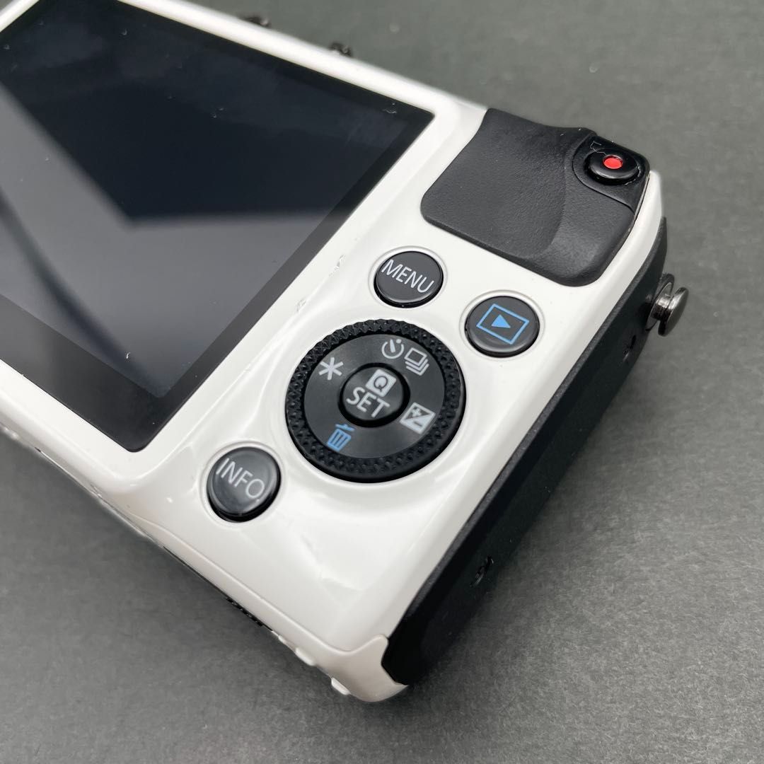 Canon EOS M ホワイト白 ボディ本体のみ キヤノンEF-Mマウント ミラー