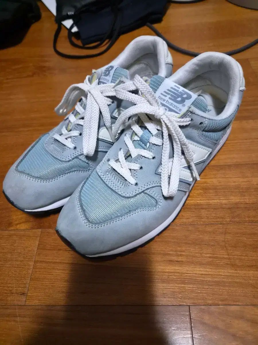 ニューバランス 996 240