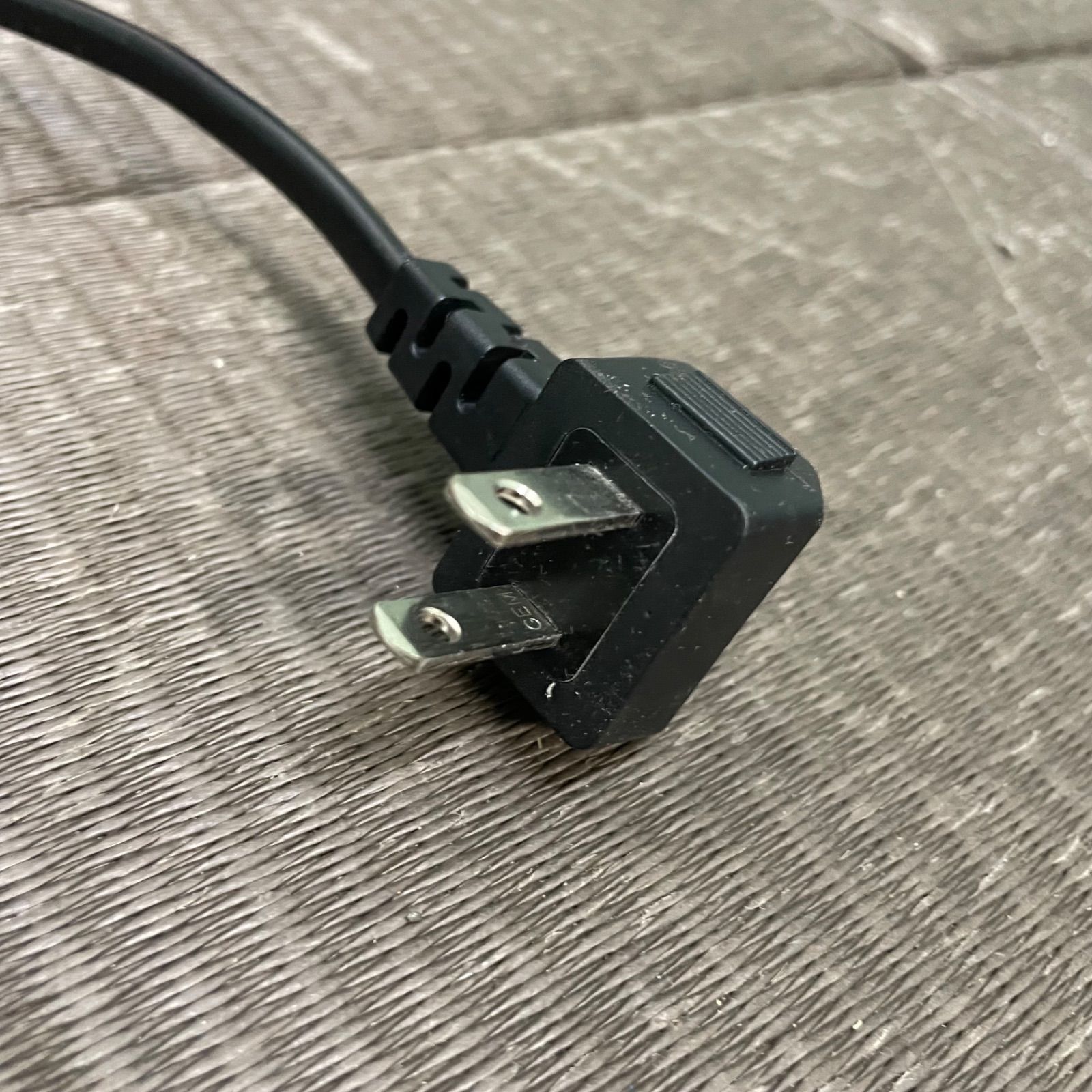 ♭ TOSHIBA ノンフロン冷凍冷蔵庫 GR-T17BS(K) 170L 2024年製