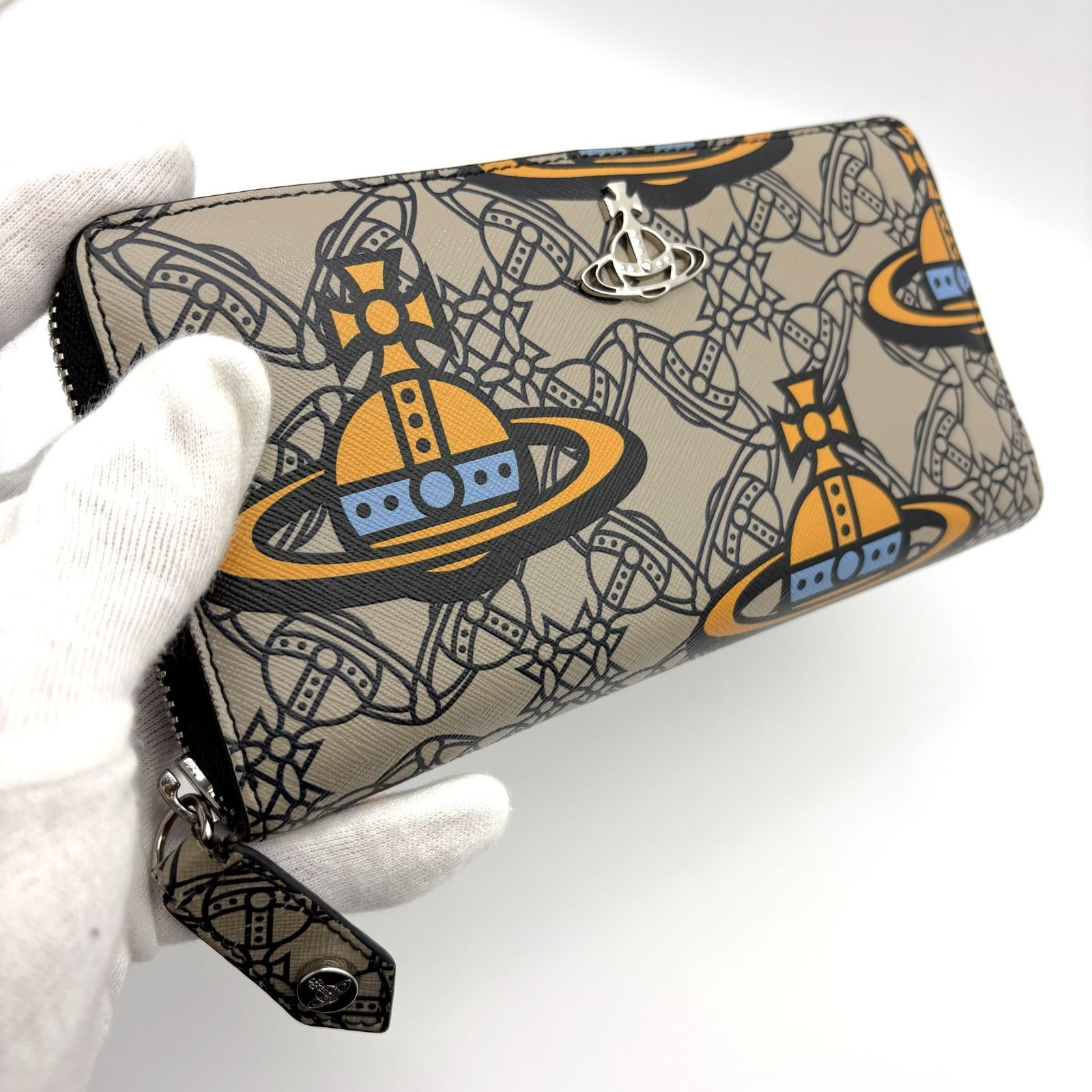 美品 】Vivienne Westwood ヴィヴィアンウエストウッド KENT ORBMANIA 