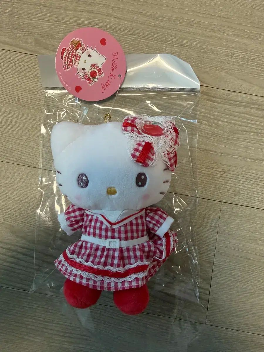 ハローキティ ぬいぐるみ チェック マスコット