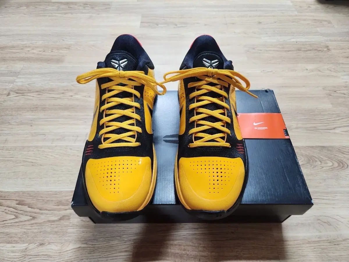 270 NIKE ナイキ バスケシューズ コービー 5 プロトロ ブルース・リー