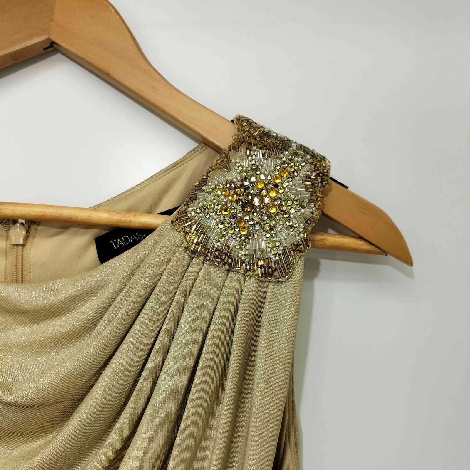 未使用品　TADASHI SHOJI　タダシショウジ　ドレス　ノースリーブ タダシショウジ TADASHI SHOJI ビジュー ドレープデザイン