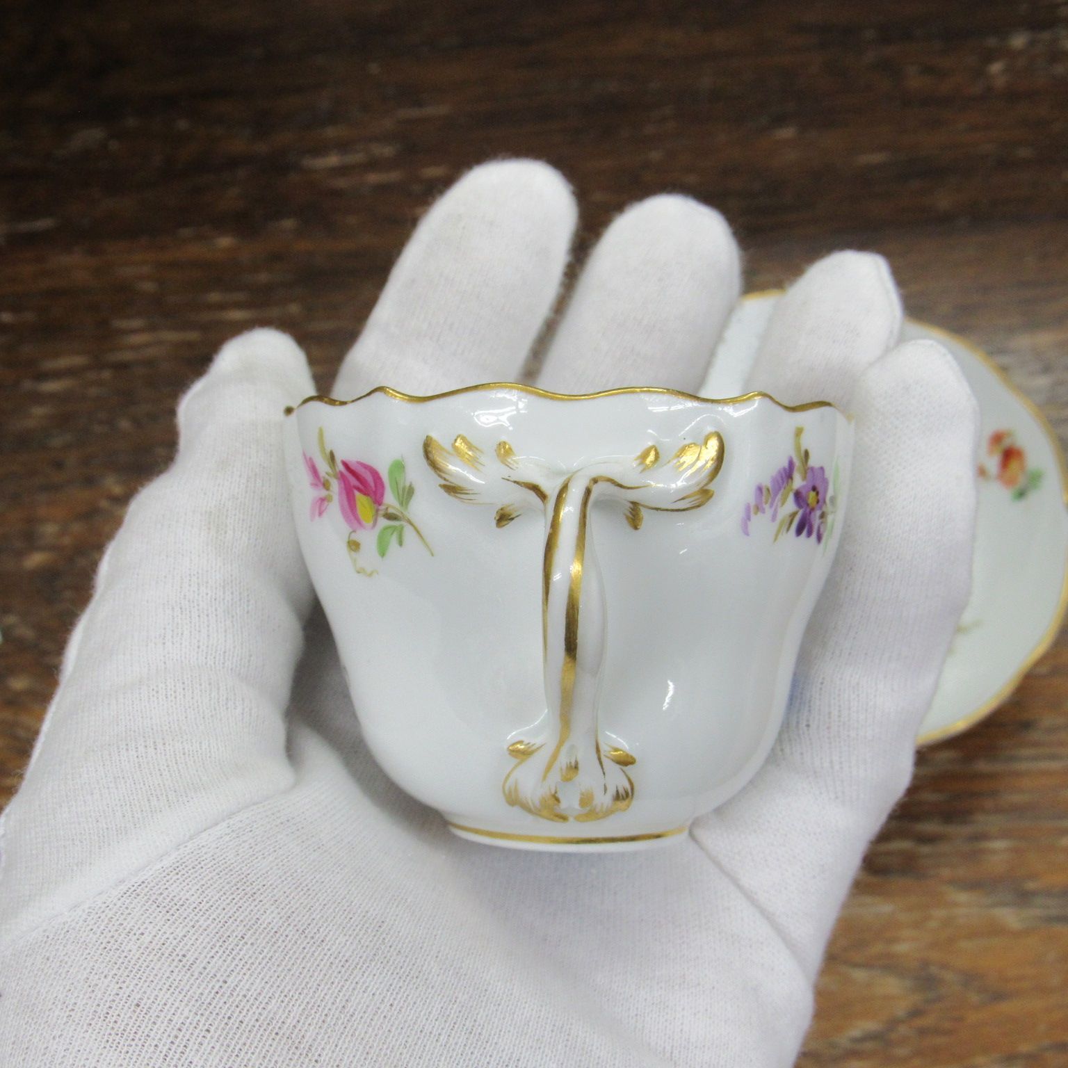 Meissen マイセン/※稀少1級品 21cm 金彩フラワーブーケ 昆虫 飾り