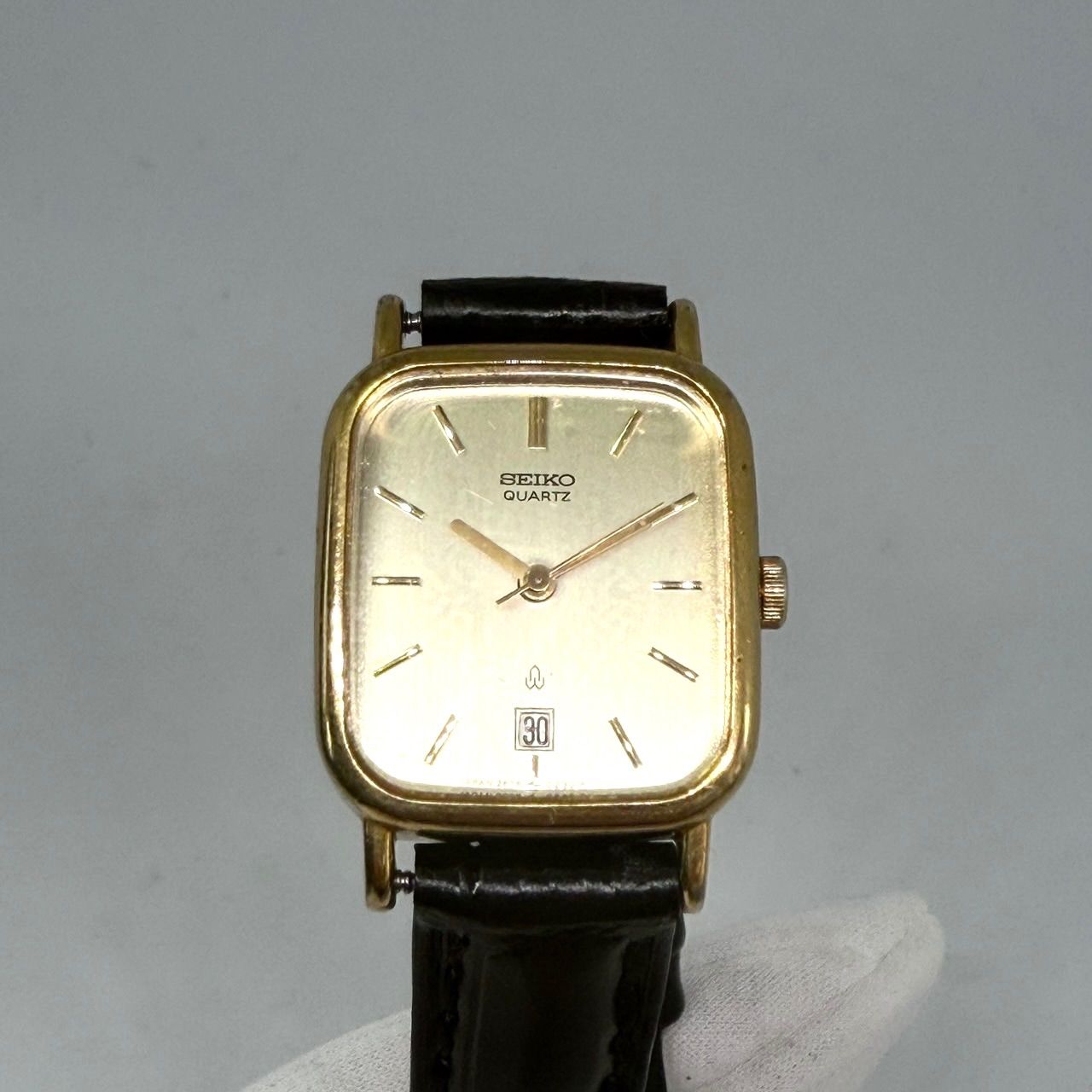 稼動/美品】SEIKO セイコー ドレスウォッチ クォーツ デイト ゴールド