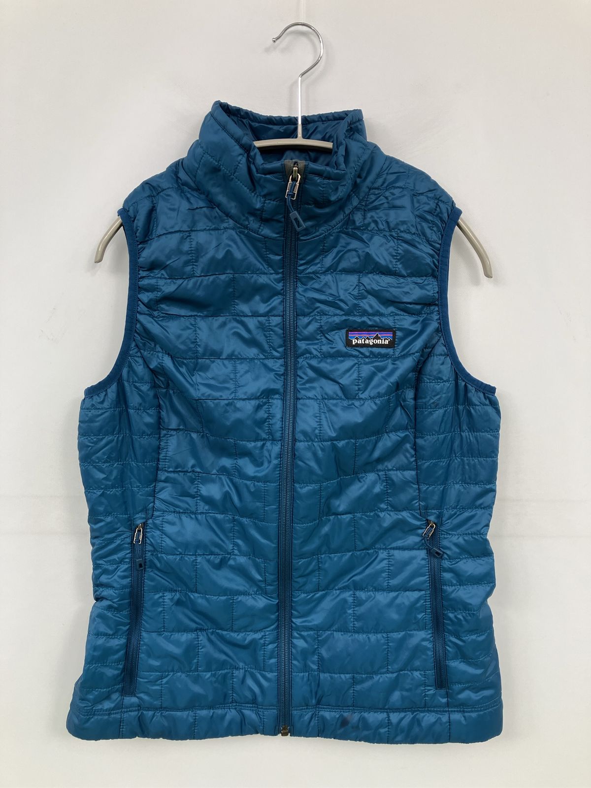 patagonia パタゴニア ダウンベスト S ブルー 無地 ブランドロゴ キルティング ワンポイント フードなし