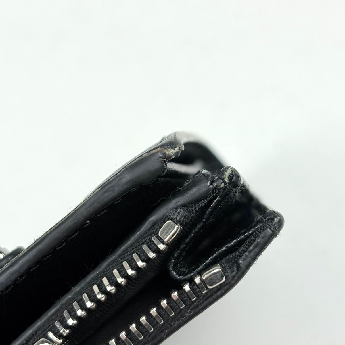 プラダ ロゴプレート 長財布 レディース 【中古】 中古・古着通販】PRADA (プラダ) 三角ロゴプレート付きサフィアーノ長