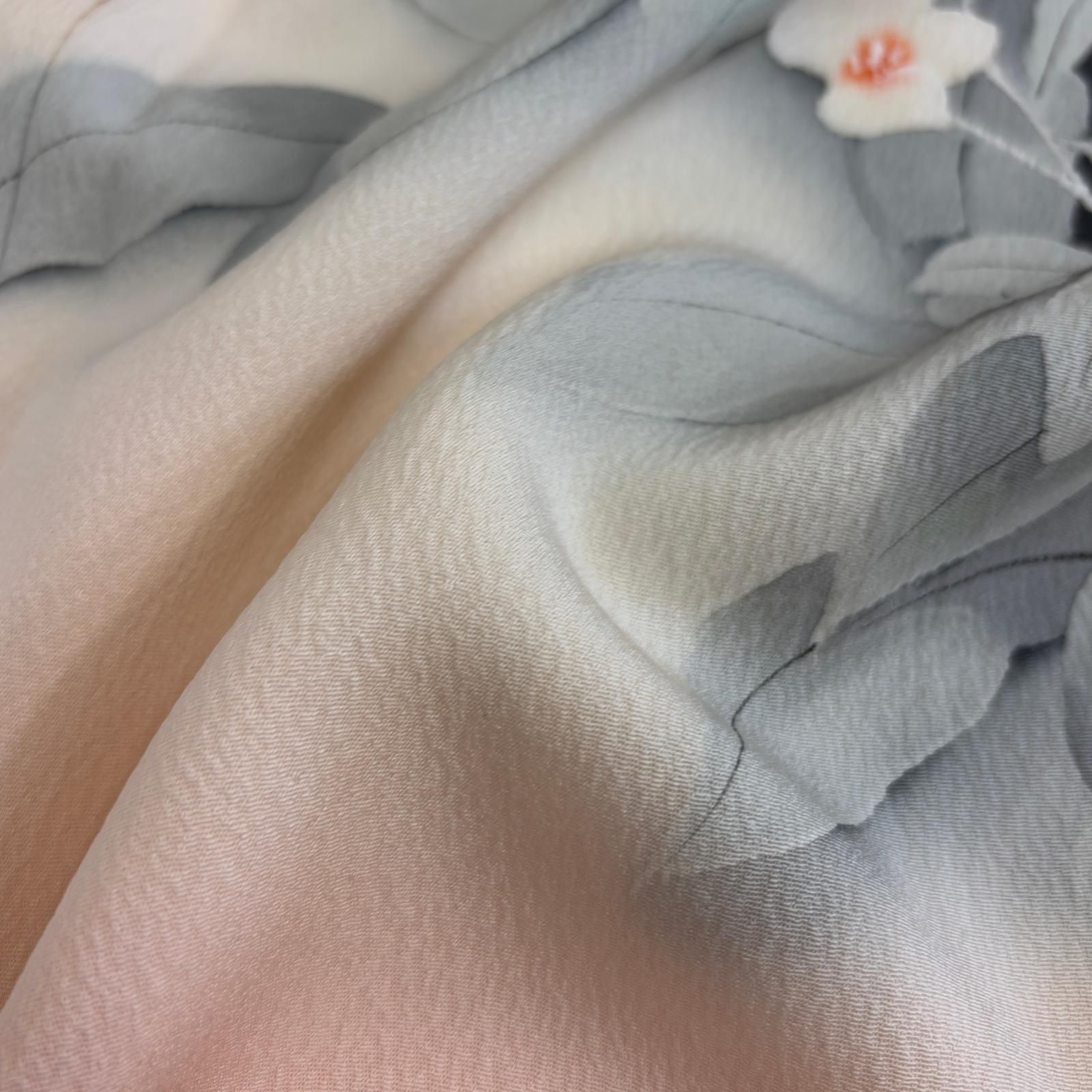 美品！正絹
西陣袋帯【辻が花】ｔ8184
【中古】お仕立上がり・振袖に 肌にやさしい“本物の絹”。老舗が仕立てた極上タオル。天然の保湿成分