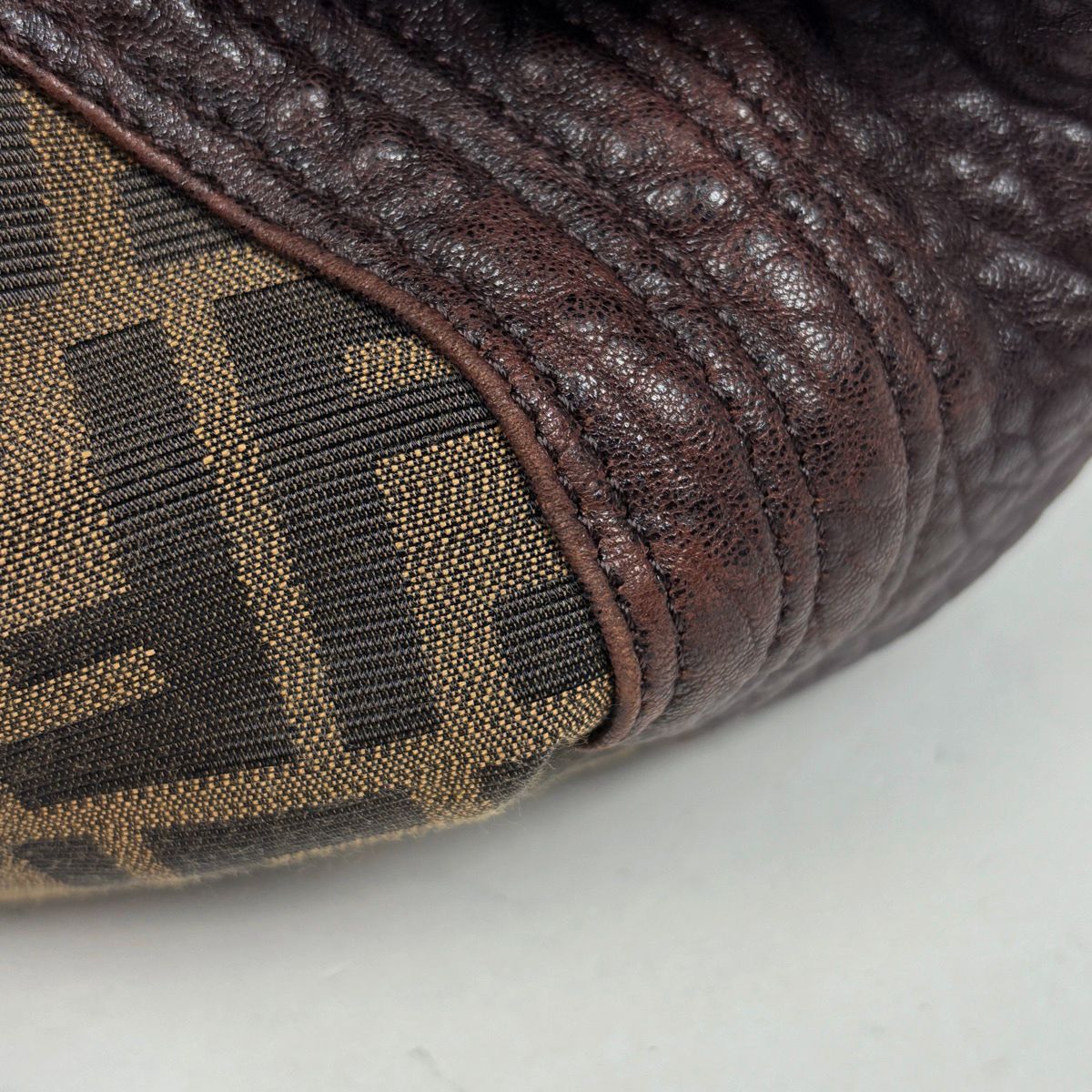 フェンディ FENDI ズッカ柄 ミニスパイバッグ ハンドバッグ キャンバス
