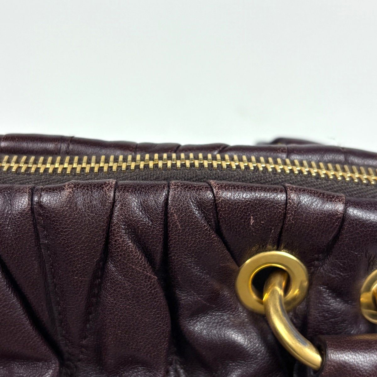 ミュウ ミュウ Miu Miu マテラッセ ハンドバッグ 2WAY レザー ボルドー