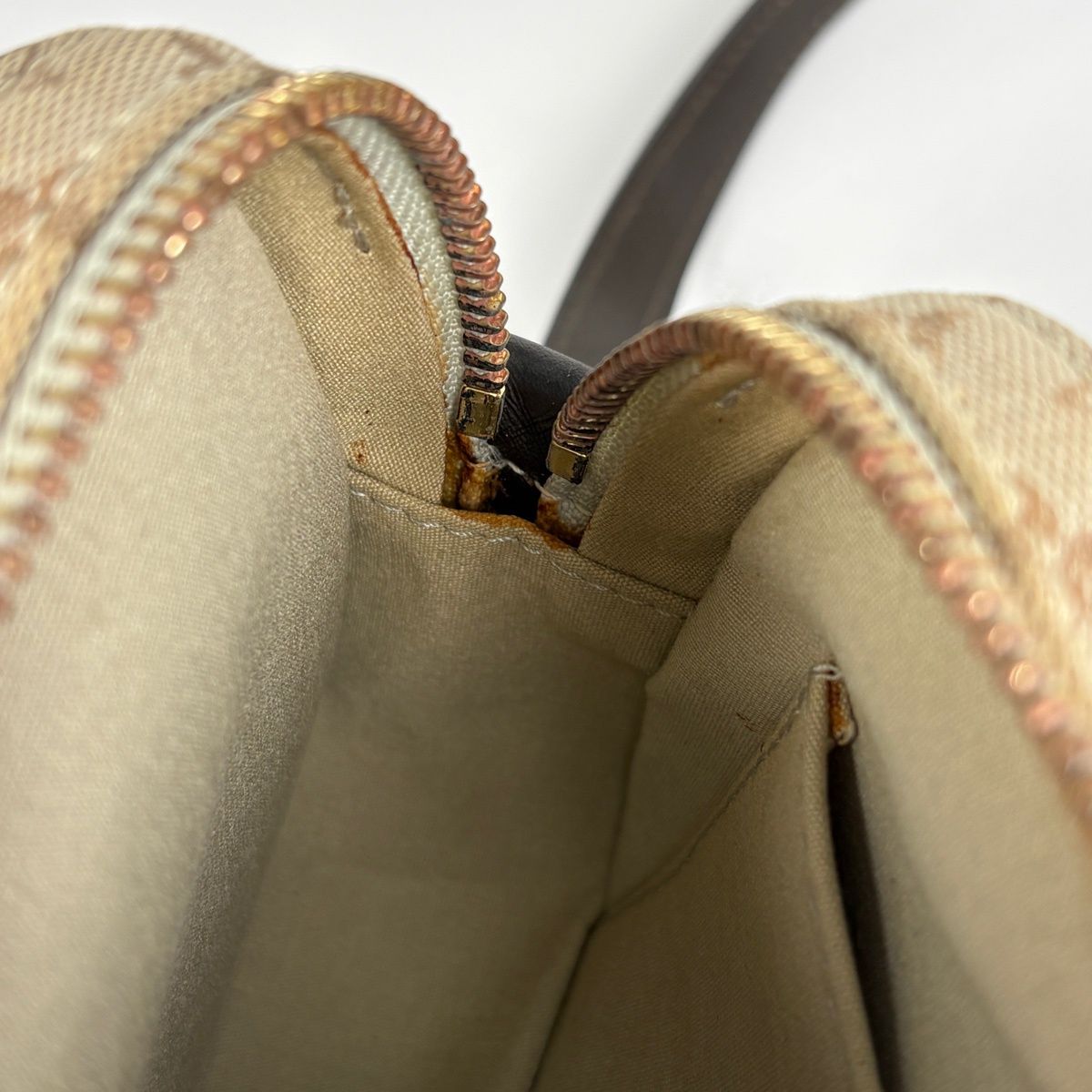 ルイ・ヴィトン Louis Vuitton ジュリエット MM ショルダーバッグ