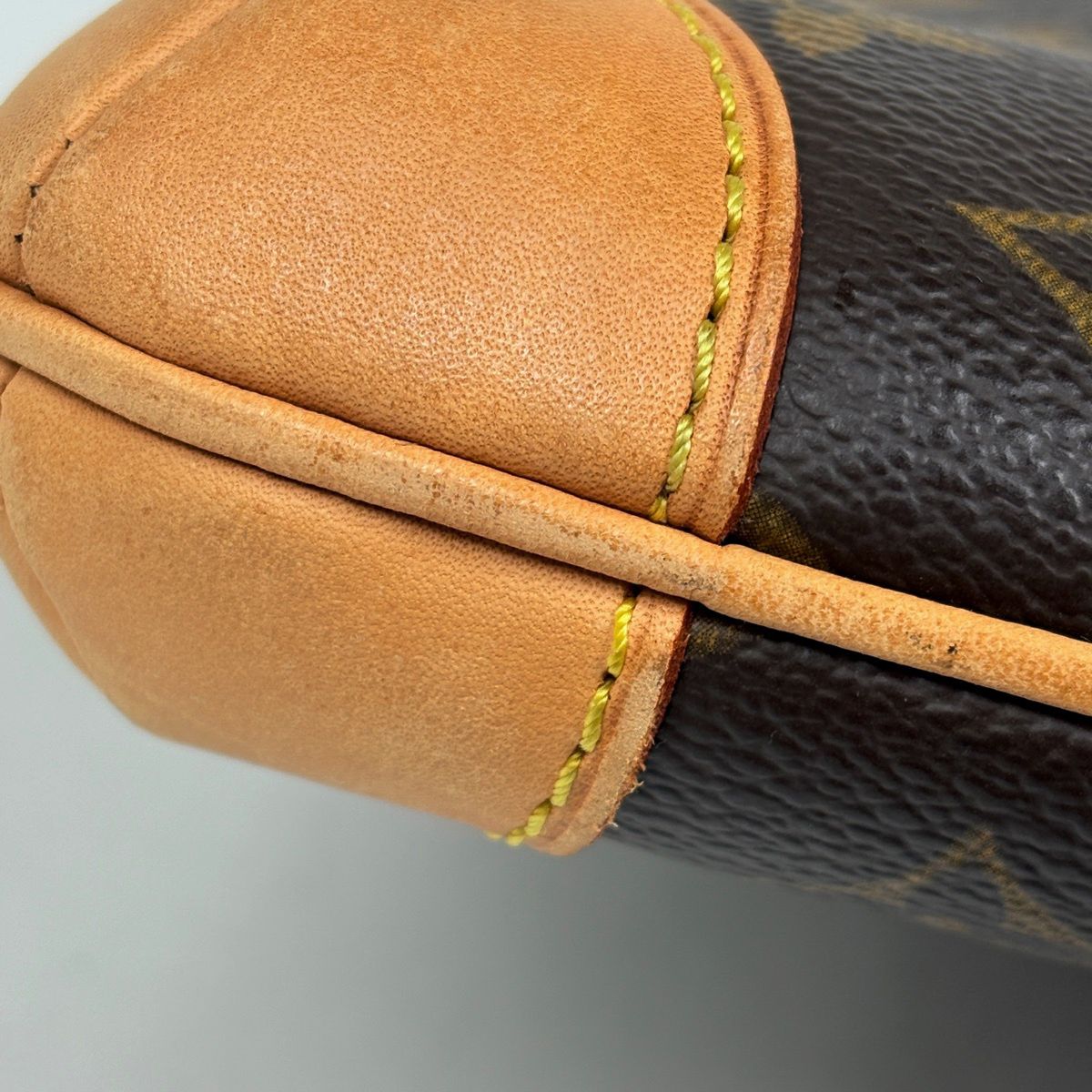 ルイ・ヴィトン Louis Vuitton クーサンGM ショルダーバッグ