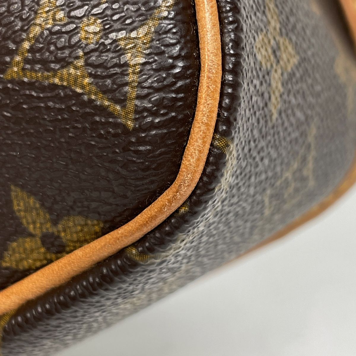 ルイ・ヴィトン Louis Vuitton ソローニュ 斜め掛け ショルダーバッグ