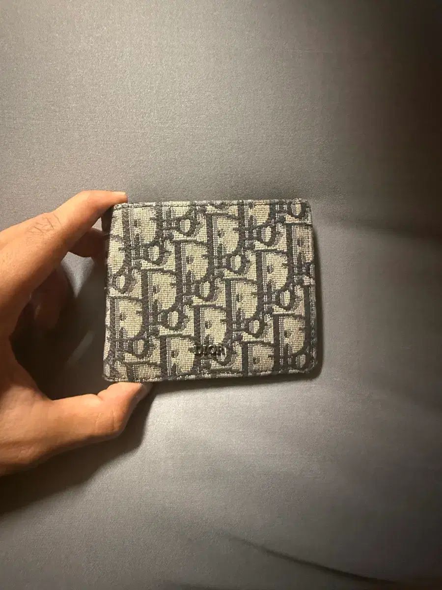 ディオール オブリーク 二つ折り財布