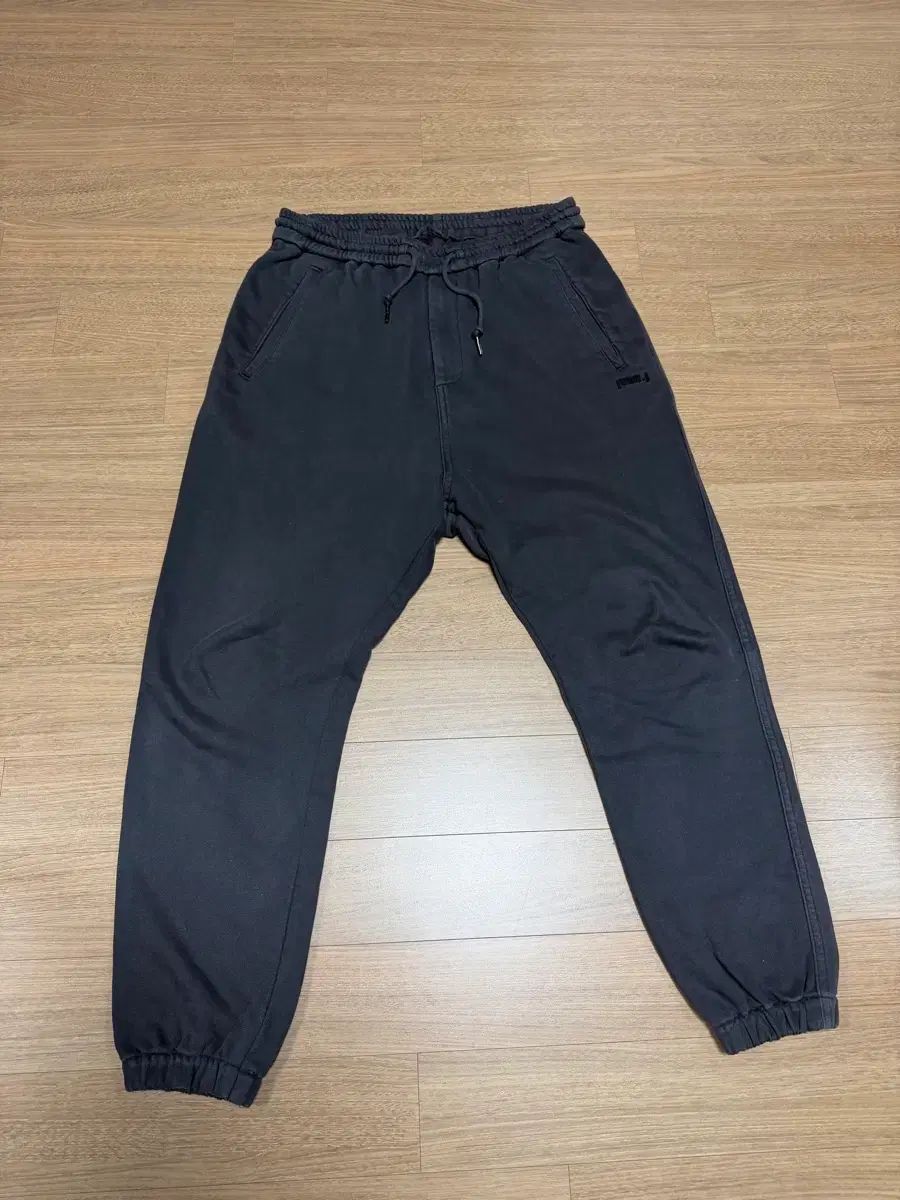 46 ジュンジグレー ジョガースウェット パンツ