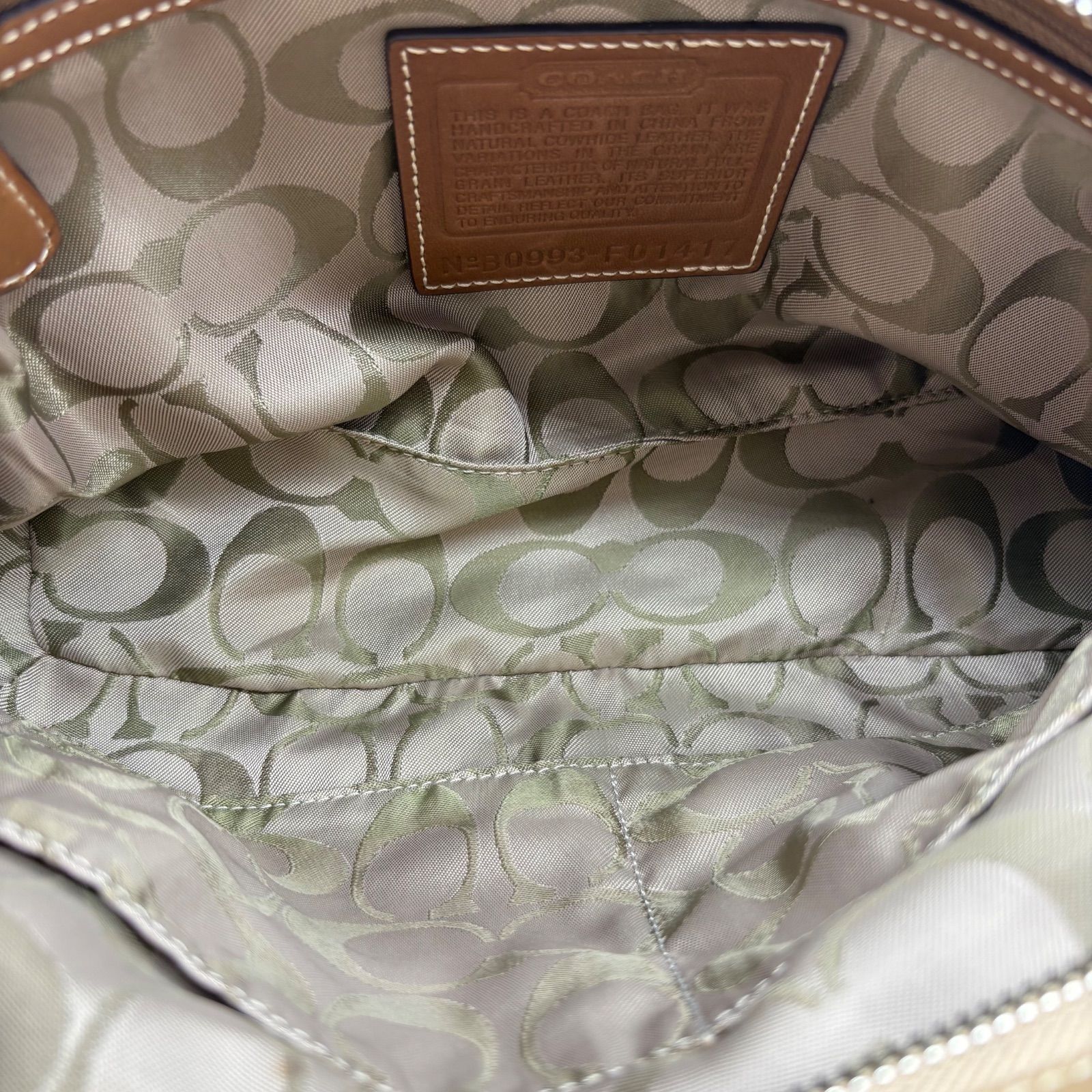 美品✨】COACH y2k Vintage Leather Shoulder Bag with Tassel beige 