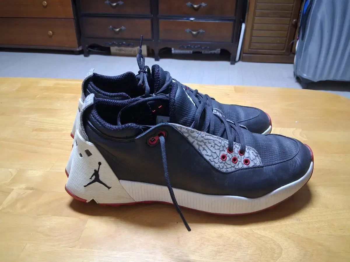 NIKE(ナイキ) ジョーダン ADG 3 ゴルフシューズ 275mm NIKE(ナイキ) ジョーダン ADG 3 ゴルフシューズ 275mm