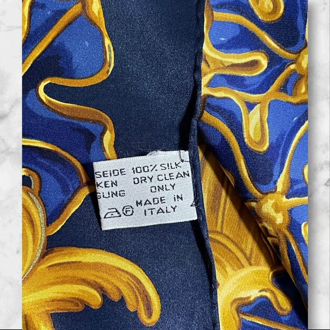 CHANEL シルクスカーフ 大判 96×96 ネイビー×ゴールド イタリア製