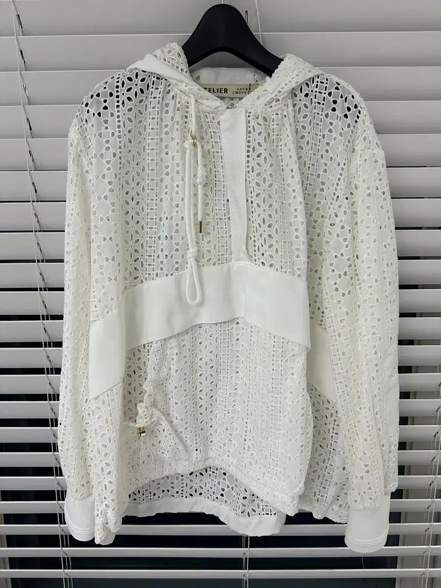 LUCKY CHOUETTE（ラッキーシュエトゥ） Anorak（アノラック） 22,845円